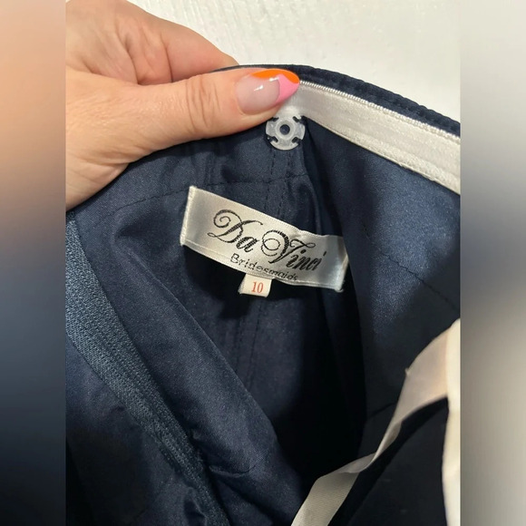 DA  VINCI Bridesmaid Dress (10) - Picture 7 of 10